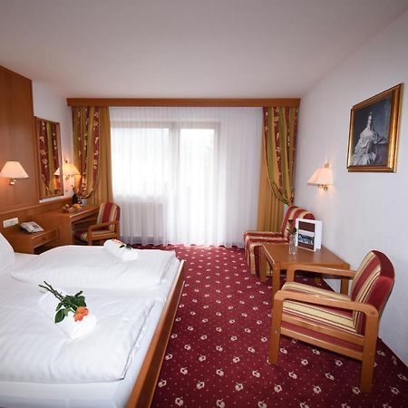 Hotel Goldenes Kreuz Tannheim Luaran gambar